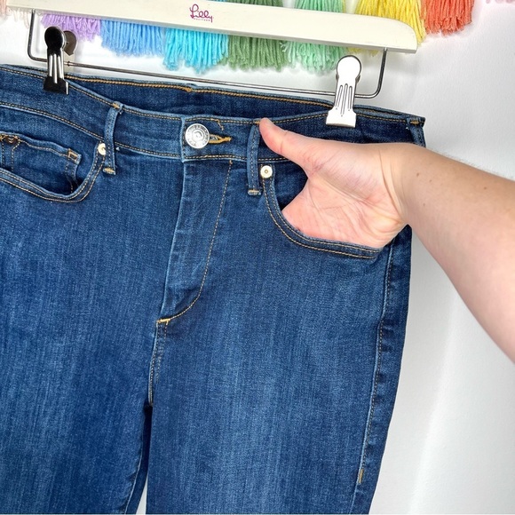 True Religion Dark Wash Straight Leg Denim Jeans Size 30 Women’s - Picture 4 of 13